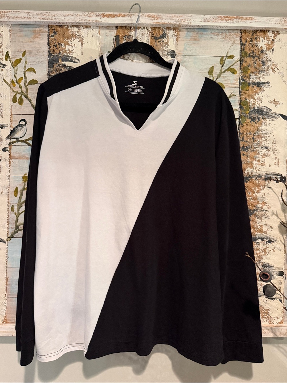Jack Smith Black & White Diagonal Long-Sleeve V-Neck Tee
